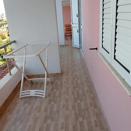Casa de hóspedes Izvor Panorama 3*
